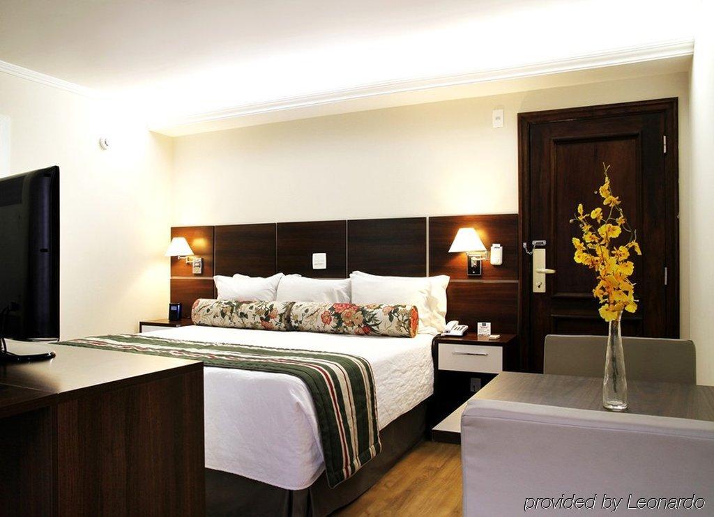 Everest Rio Hotel 4*