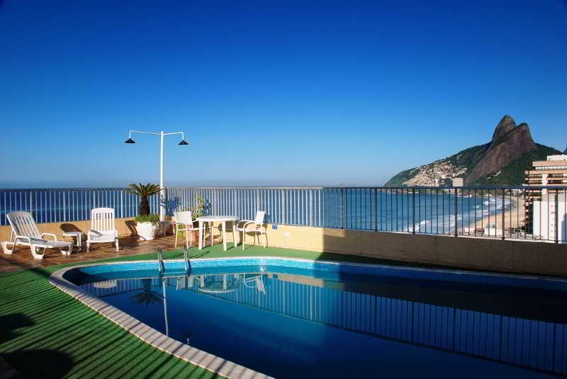 Everest Rio Hotel 4*